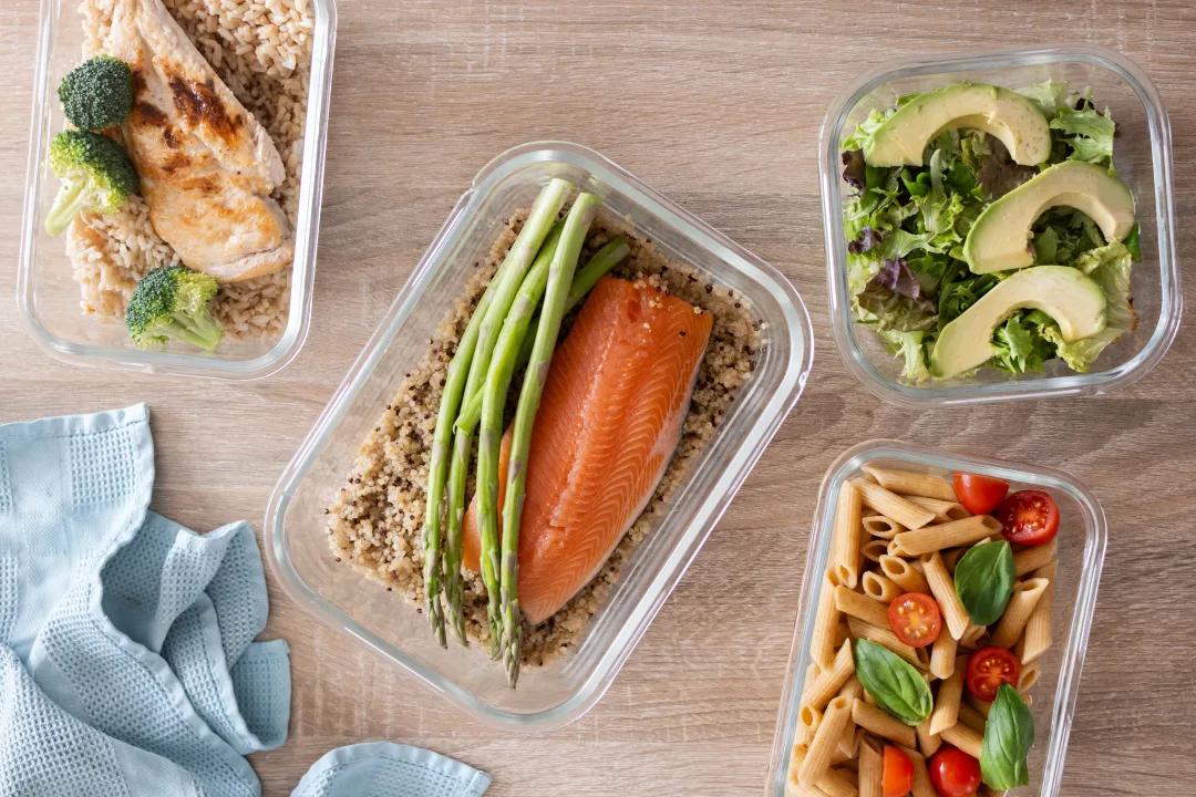 Low Carb Meal Prep für Beruf und Familie: Wochenplan ohne Dauerkochen