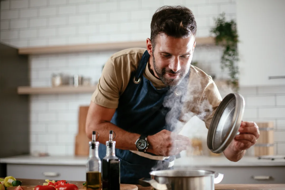 Low Carb für Familien: Wie man nicht doppelt kocht