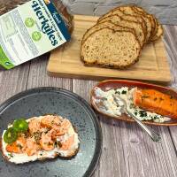 High Protein &amp; Low Carb Herkules Seeded Bread