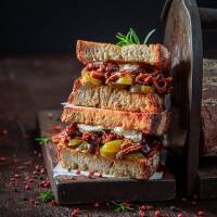 High Protein &amp; Low Carb Eiwei&szlig;brot