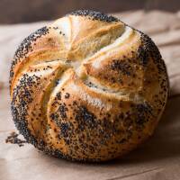 High Protein &amp; Low Carb Mohnbr&ouml;tchen