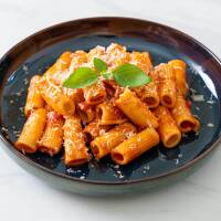 High Protein &amp; Low Carb Rigatoni